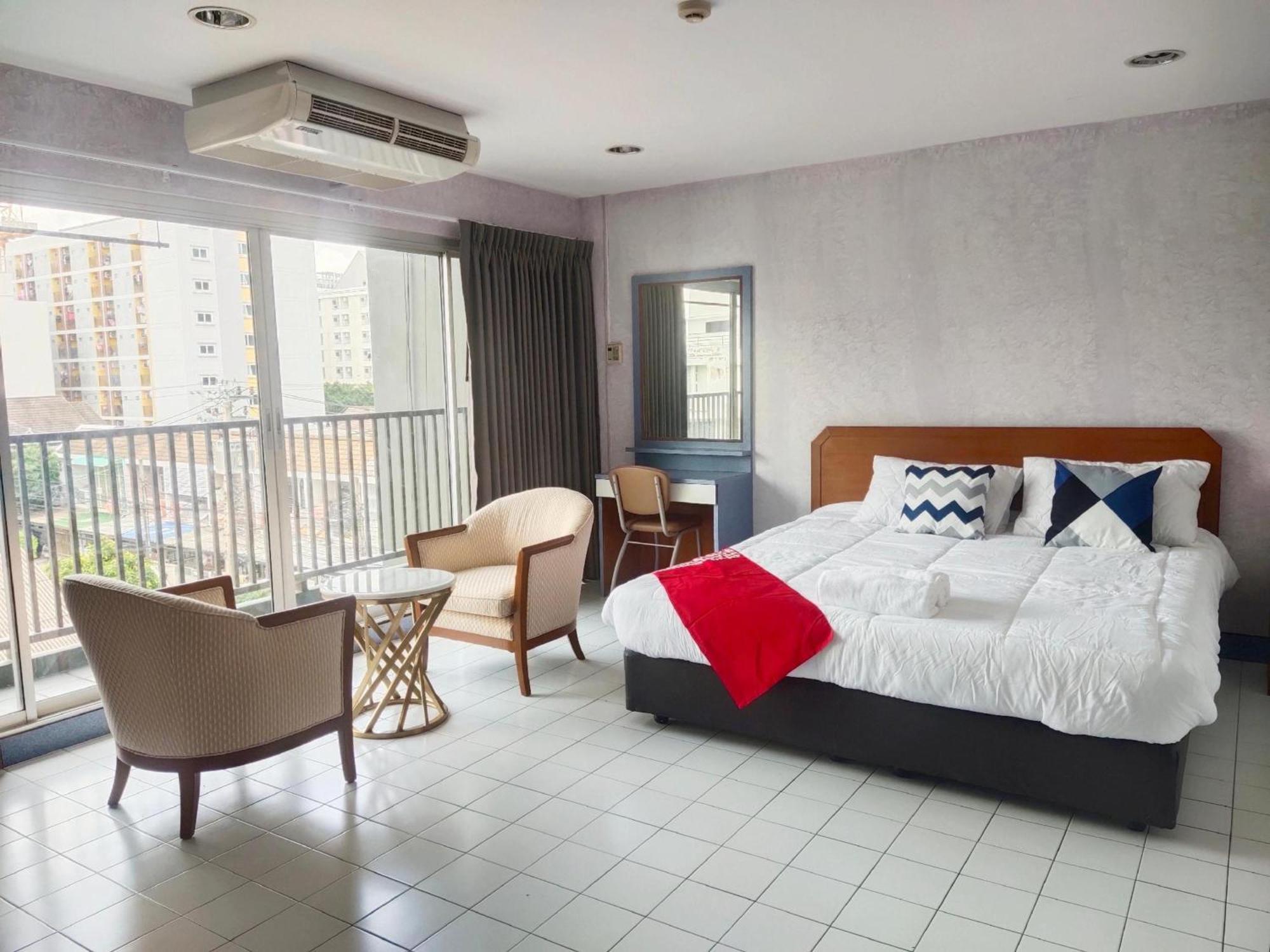 Hotel Oyo 75446 Travis Inthamara 49 Bangkok Exteriér fotografie